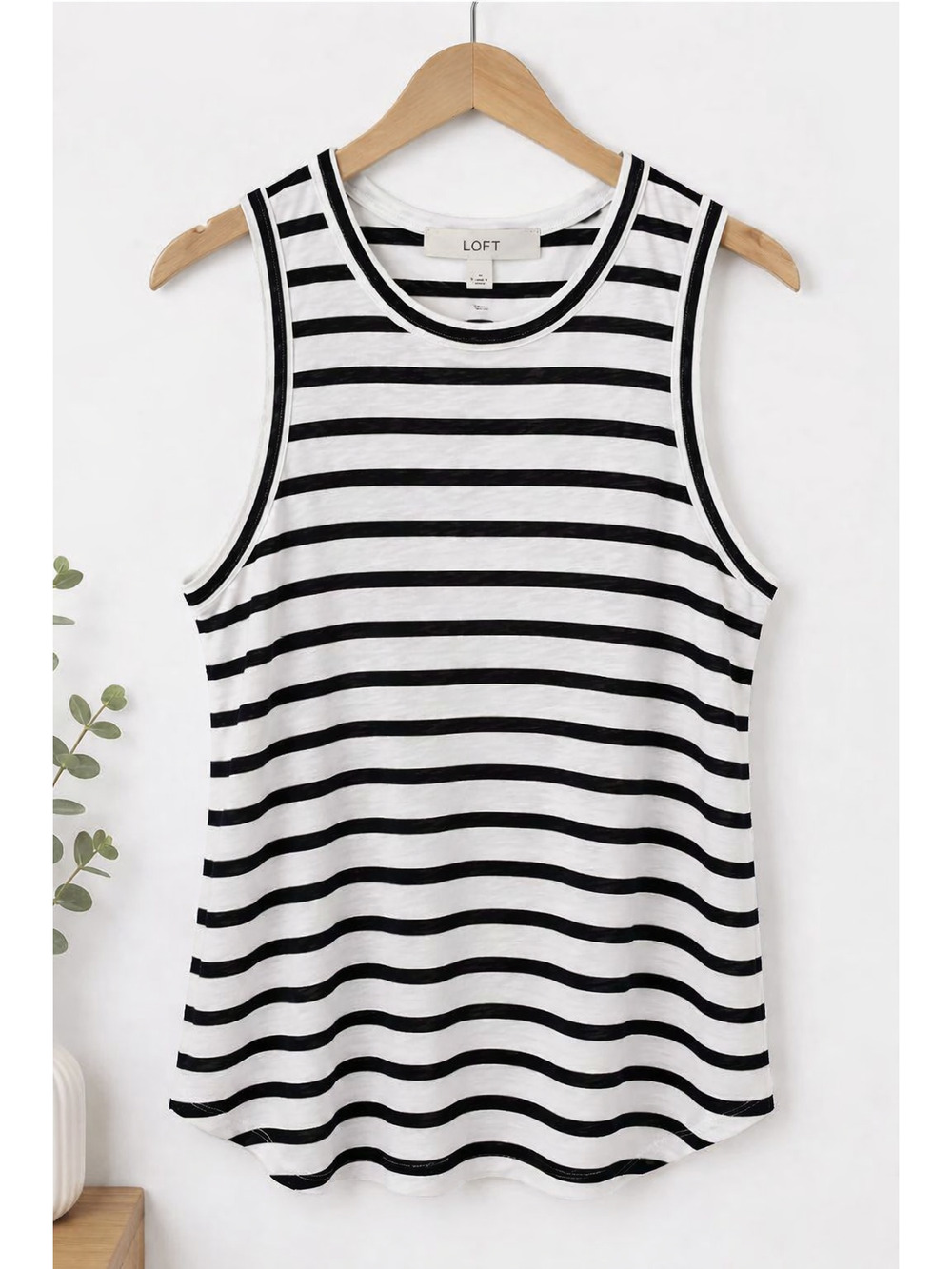 NWT LOFT Sleeveless Tank Top Black & White Striped - Women's Size XL - New